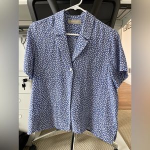 Everlane silk top - blue printed floral size 6